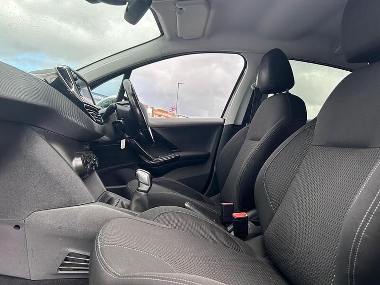 2018 Peugeot 208 1.2 PureTech Allure Hatchback 5dr Petrol Manual Euro 6 (s/s) (82 ps) Hatchback P...