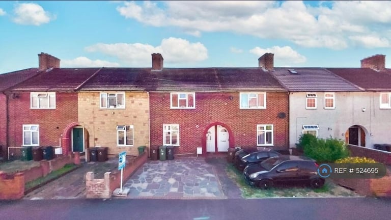 4 bedroom house in Cartwright Road, Dagenham, RM9 (4 bed) (#524695)