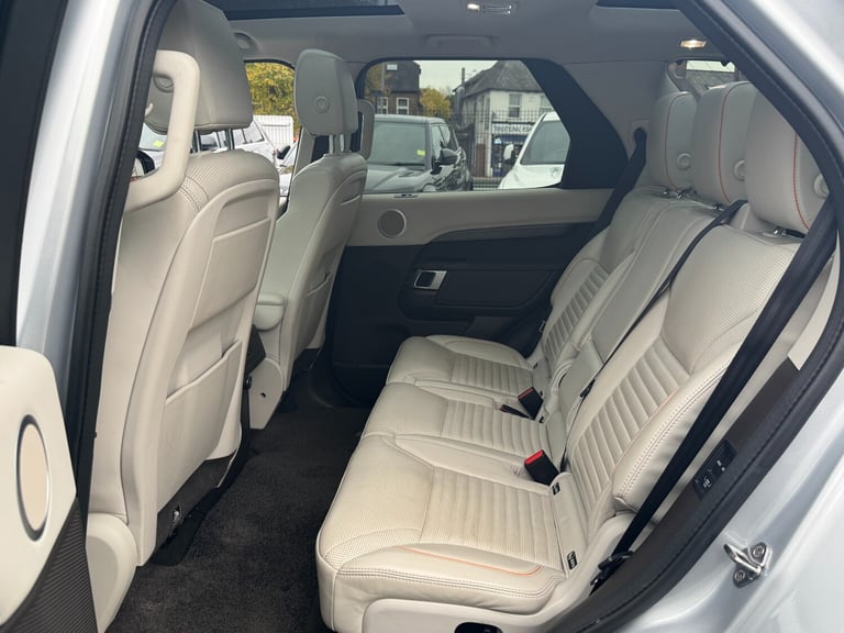 2019 Land Rover Discovery 2.0 SD4 HSE SUV 5dr Diesel Auto 4WD Euro 6 (s/s) (240 ps) ESTATE Diesel...