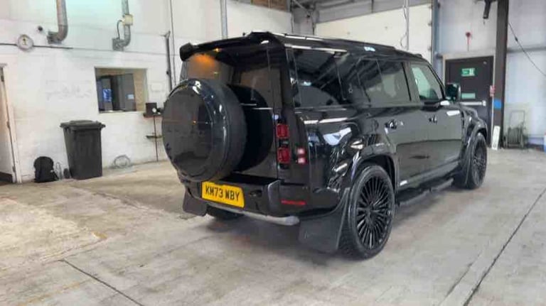 2024 Land Rover Defender 110 3.0 D300 MHEV X-Dynamic SE SUV 5dr Diesel Auto 4WD Euro 6 (s/s) (300...