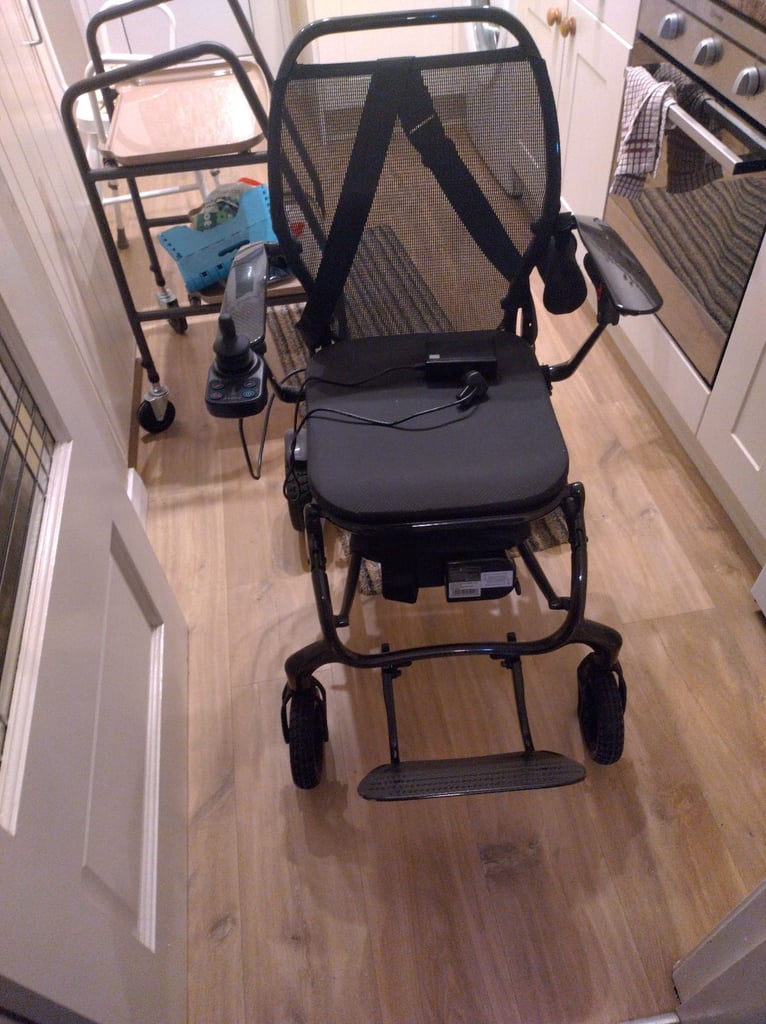 Power electric wheel chair 