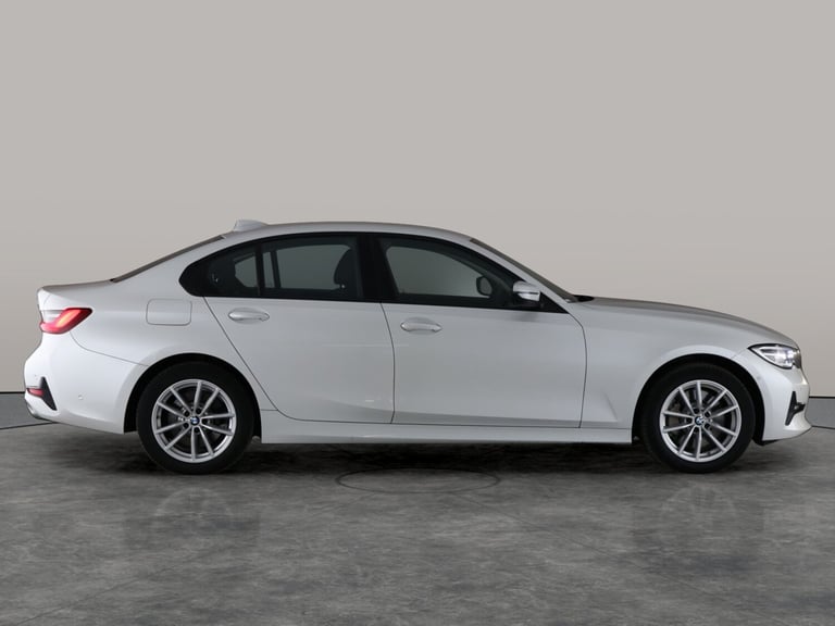 2020 BMW 3 Series 330e SE Pro 4dr Step Auto SALOON PETROL/ELECTRIC Automatic