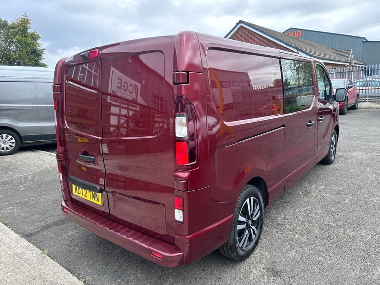 2023 Renault Trafic 2.0 dCi Blue LL30 Sport+ Crew Van Double Cab 150ps