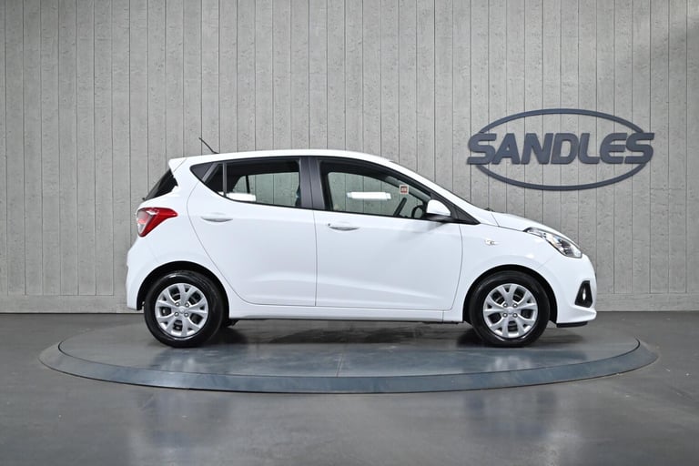 2015 Hyundai i10 1.0 SE Euro 5 5dr HATCHBACK Petrol Manual