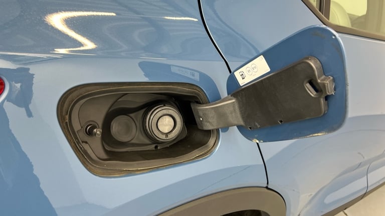 2022 Volvo XC40 2.0 B4P Plus Dark 5dr AWD Auto ESTATE PETROL Automatic