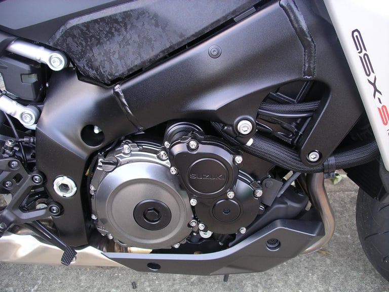 2024 Suzuki GSXS1000 R naked. Only 120 miles! Showroom condition.