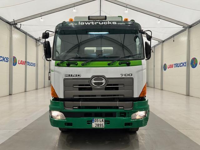 Hino 3241 700 8x4 Sleeper Cab Steel Tipper