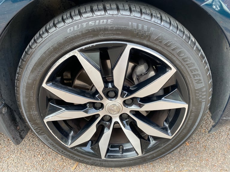 2018 Vauxhall Insignia 2.0 Turbo D BlueInjection Elite Nav Sports Tourer 5dr