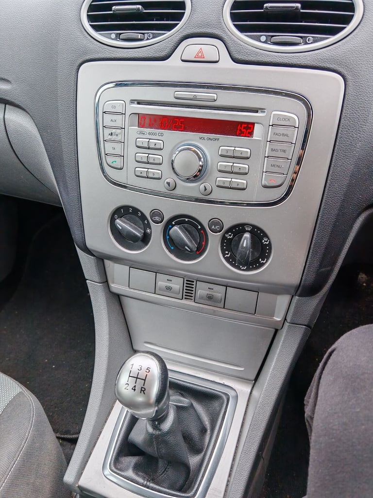 Ford, FOCUS, Hatchback, 2009, Manual, 1596 (cc), 5 doors