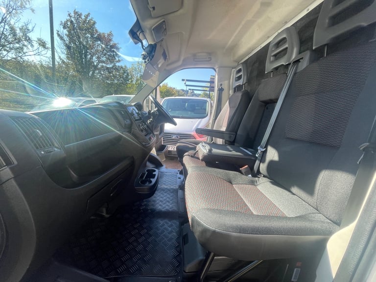 2021 Peugeot Boxer 2.2 BlueHDi  165ps Plus XLWB LOW LOADER LUTON Dropwell Luton Diesel Manual