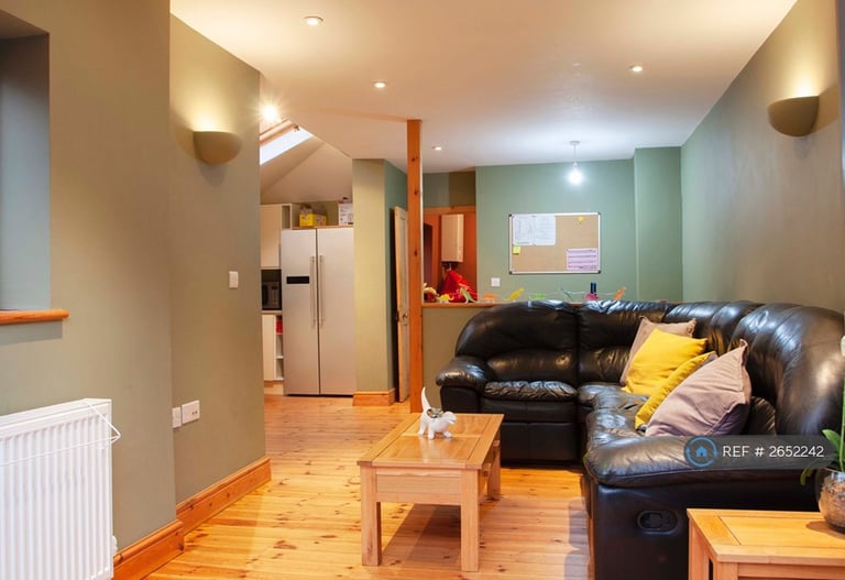 6 bedroom house in Grosvenor Road, Norwich, NR2 (6 bed) (#2652242)
