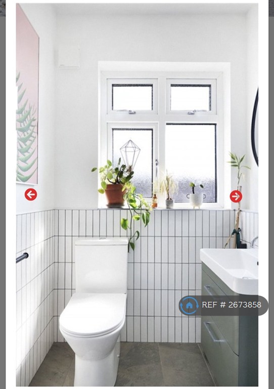 2 bedroom flat in Beresford Road, London, E17 (2 bed) (#2673858)