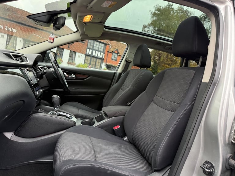 2015 Nissan Qashqai 1.6 dCi n-tec+ XTRON 2WD Euro 6 (s/s) 5dr Diesel