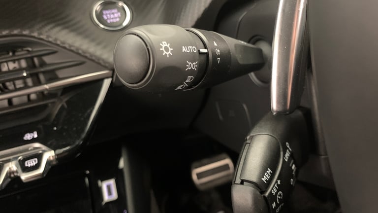 2025 Peugeot 208 1.2 PureTech MHEV GT Hatchback 5dr Petrol Hybrid e-DSC Euro 6 (s/s) (136 ps Hatc...