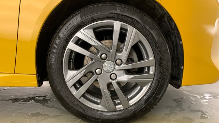 2022 Peugeot 208 1.2 PureTech Active Premium + Hatchback 5dr Petrol Manual Euro 6 (s/s) (75  Hatc...