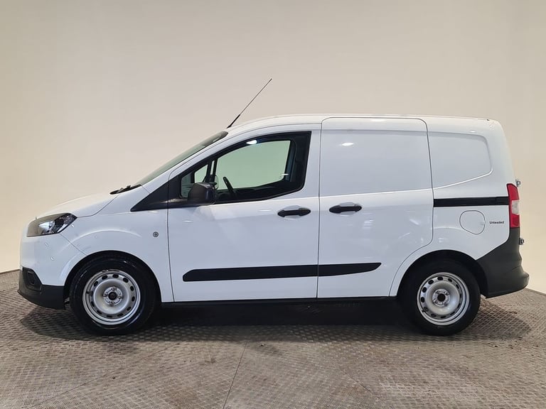 FORD TRANSIT COURIER 1.0 ECOBOOST LEADER P/V PETROL L1 100 BHP SWB