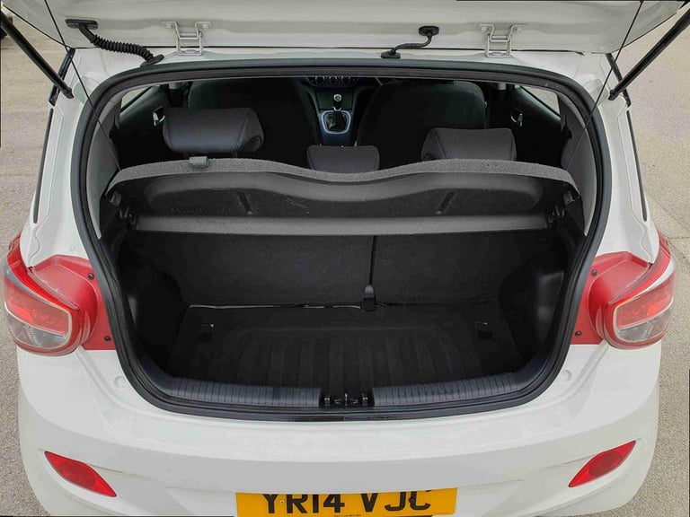 2014 Hyundai i10 1.2 Premium 5dr HATCHBACK PETROL Manual