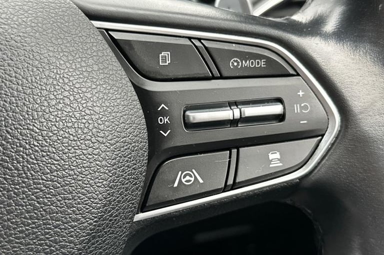 2021 Hyundai Santa Fe 1.6 TGDi Plug-in Hybrid Premium 5dr 4WD Auto Automatic Estate Petrol Parall...