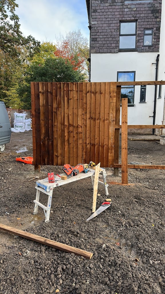 Feather edge fencing 