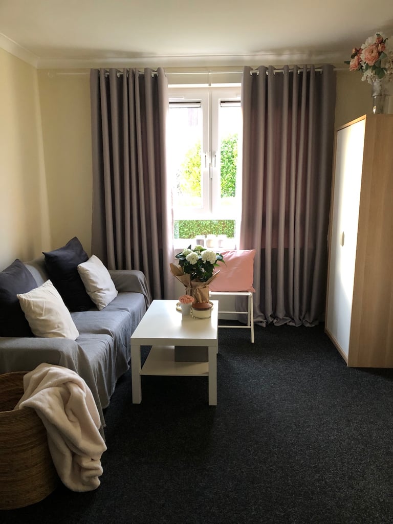 double room to rent in Stenhouse