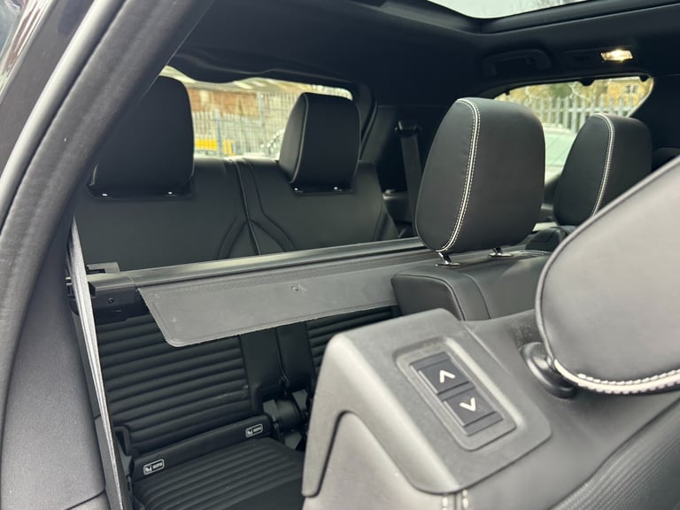 2020 Land Rover Discovery 2.0 SD4 HSE Luxury SUV 5dr Diesel Auto 4WD Euro 6 (s/s) (240 ps) ESTATE...