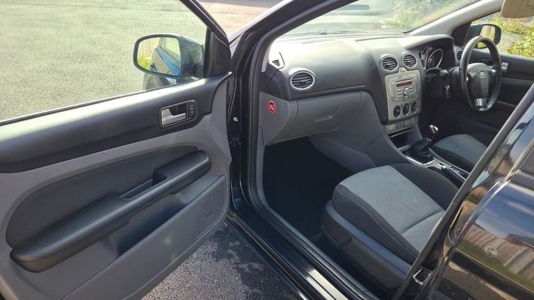 Ford, FOCUS, Hatchback, 2009, Manual, 1560 (cc), 5 doors