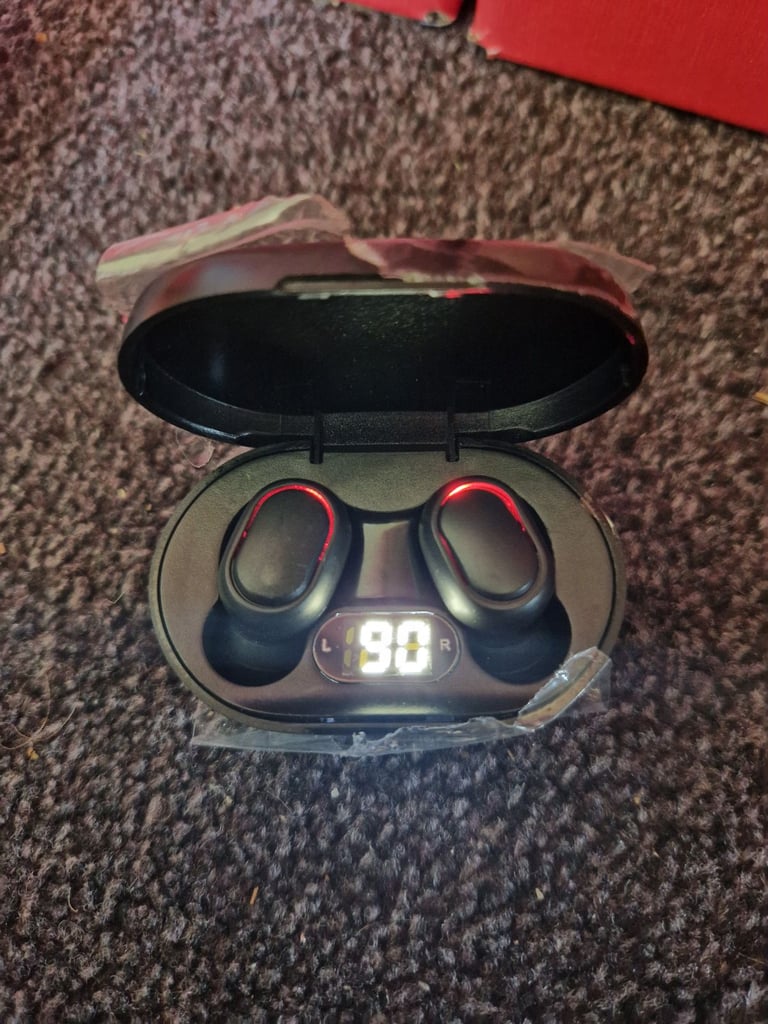 image for Bluetooth earbuds 