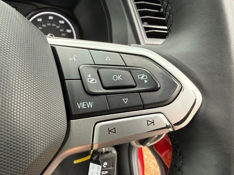 2022 Volkswagen Transporter 2.0 TDI 150 Highline Kombi Van 4MOTION WINDOW VAN DIESEL Manual