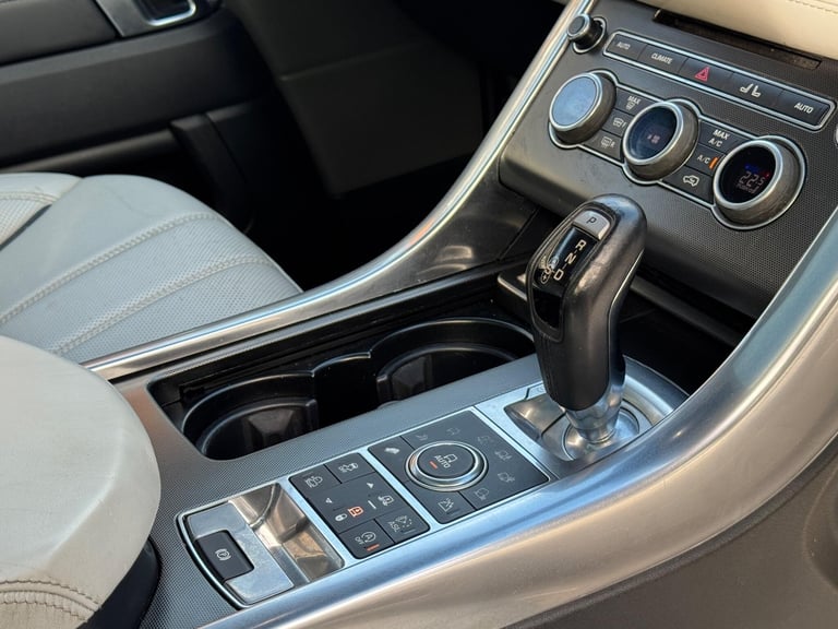 2016 Land Rover Range Rover Sport 3.0 SD V6 HSE Dynamic Auto 4WD Euro 6 (s/s) 5dr ESTATE Diesel A...
