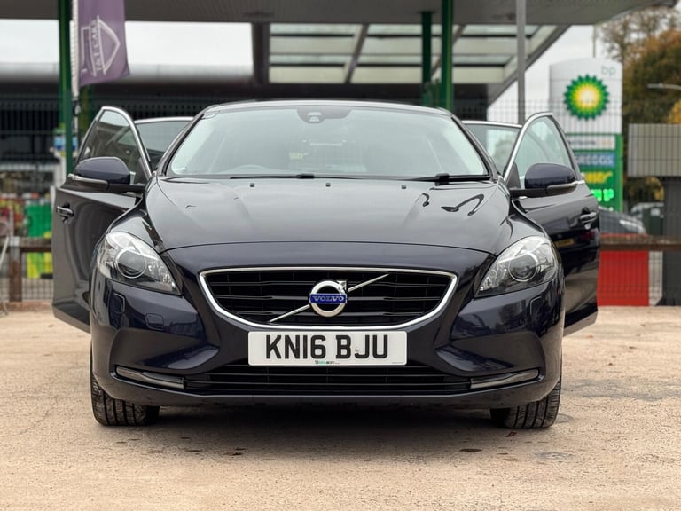 2016 Volvo V40 2.0 D3 SE Lux Nav Euro 6 (s/s) 5dr HATCHBACK Diesel Manual