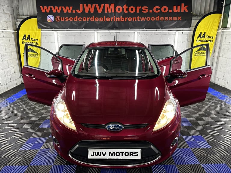 2011 Ford Fiesta 1.6 Titanium Hatchback 5dr Petrol Manual (134 g/km  118 bhp)