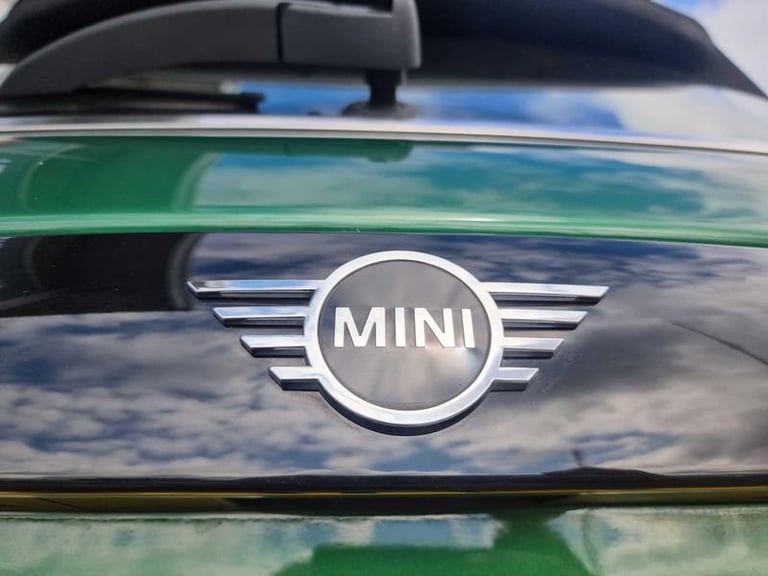 2022 MINI Hatch 1.5 Cooper Classic 5dr Auto Automatic Hatchback Petrol Automatic