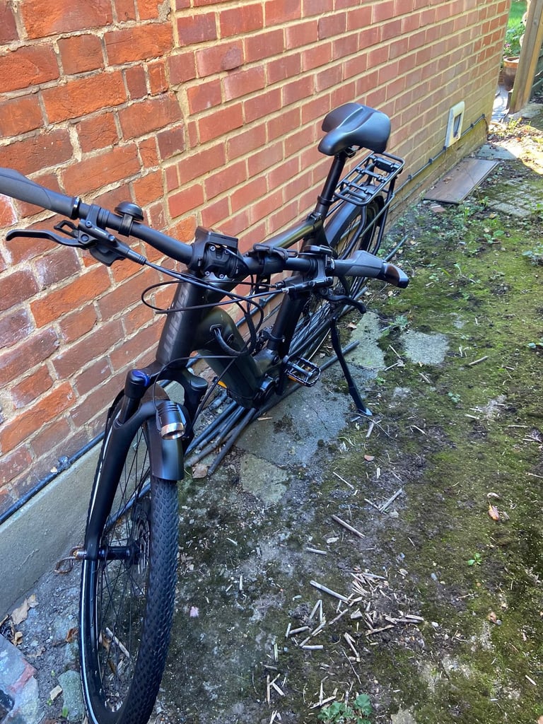 image for Giant Explore E+1 Hybrid E-Bike - Gunmetal Black, Size XL
