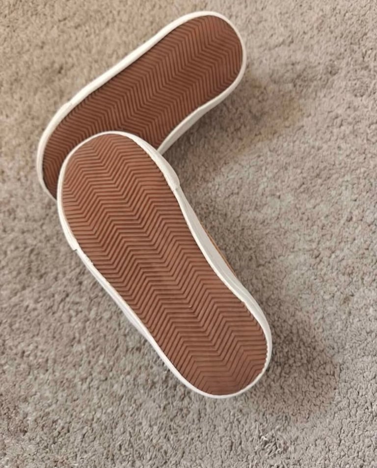 Boys Next sneakers size 8 EU 25