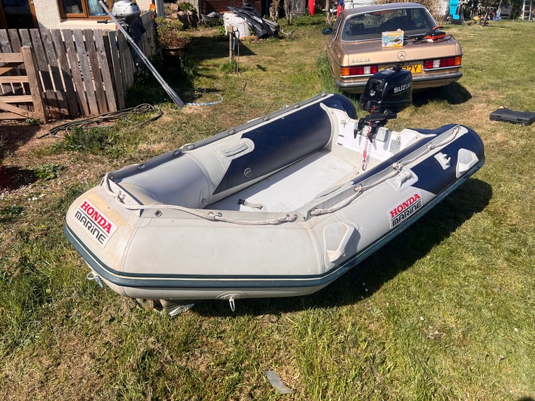Honwave inflatable boat T27 with 2 and 6hp engines