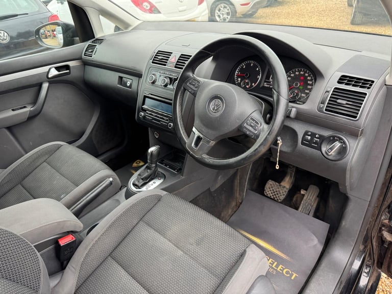 2010 Volkswagen Touran 2.0 TDI SE DSG Euro 5 5dr MPV Diesel Automatic