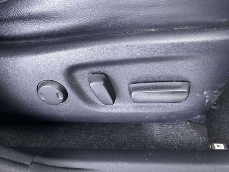 2016 Toyota RAV4 2.0 D-4D Excel SUV 5dr Diesel Manual Euro 6 (s/s) (143 ps) PARK SENSORS+CRU SUV ...