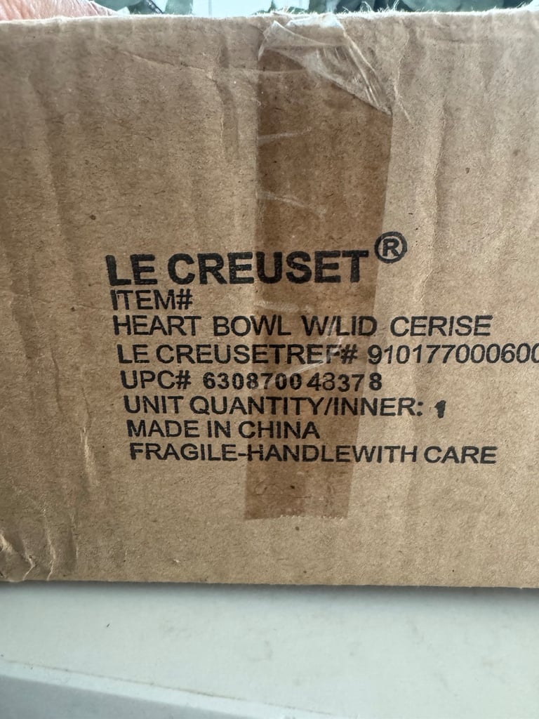 Le Creuset heart shaped bowls x 2