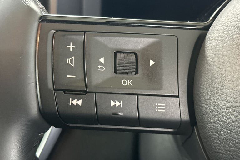 2023 Nissan Qashqai 102994 Hatchback Hybrid Automatic