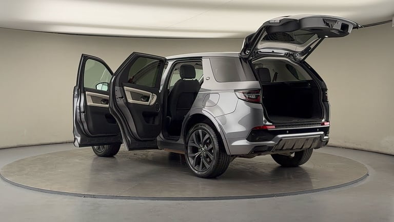 2023 Land Rover Discovery Sport 1.5 P300e 12.2kWh R-Dynamic SE SUV 5dr Petrol Plug-in Hybrid Auto...