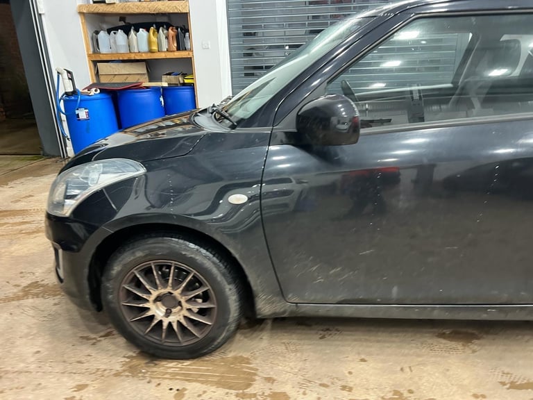 Suzuki, SWIFT, Hatchback, 2013, Manual, 1242 (cc), 3 doors