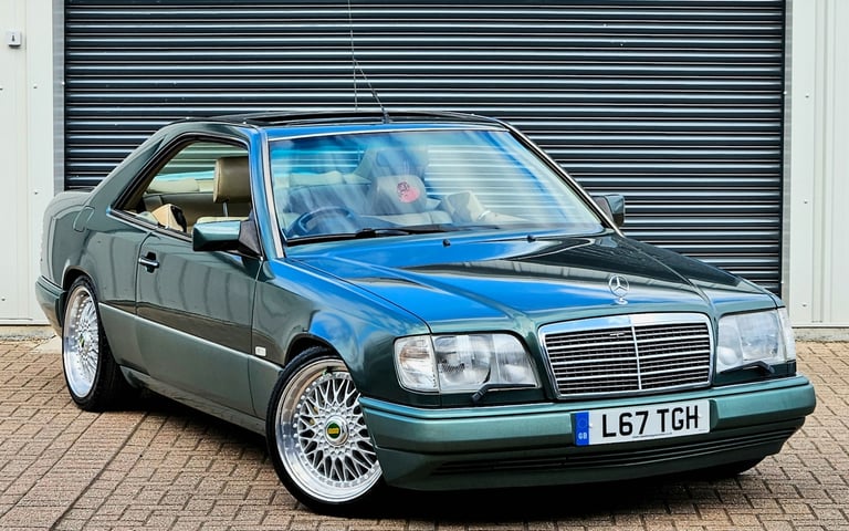 image for 1993 MERCEDES-BENZ E CLASS E320 WITH AMG UPGRADES AND BBS ALLOYS! SUPERB CLASSIC