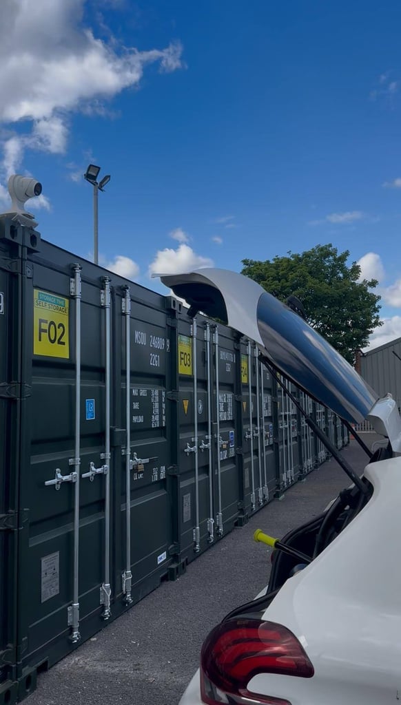 Containers to rent Manchester. FIRST MONTH ONLY £1. 10ft,20ft and 40ft storage available. 