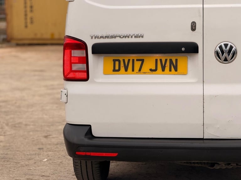 2017 Volkswagen Transporter 2.0 TDI BMT 102 Startline Van Euro 6 PANEL VAN Diesel Manual