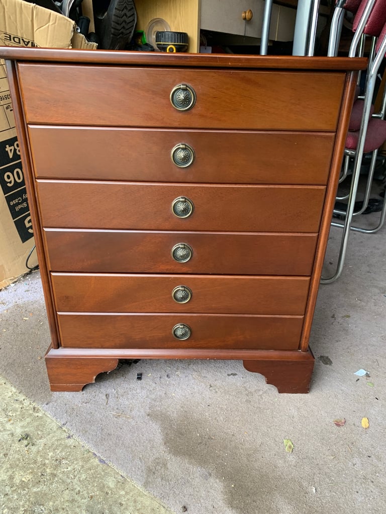 Chest of draws 