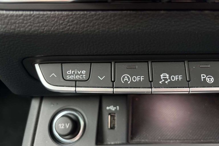 2022 Audi Q5 40 TDI Quattro Vorsprung 5dr S Tronic Saloon DIESEL Automatic