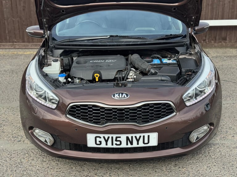 2015 Kia Ceed 1.6 CRDi EcoDynamics 4 Tech Euro 5 (s/s) 5dr HATCHBACK Diesel Manual