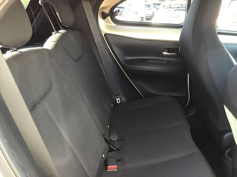 2022 Toyota Aygo X 1.0 VVT-i Edge Hatchback 5dr Petrol Manual Euro 6 (s/s) (72 ps) HATCHBACK Petr...