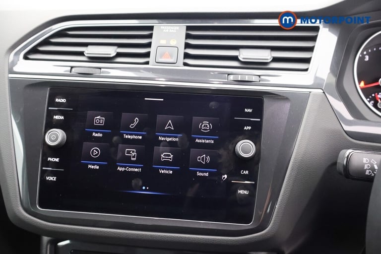 2022 Volkswagen Tiguan 1.5 TSI 150 Life 5dr DSG SUV Petrol Automatic