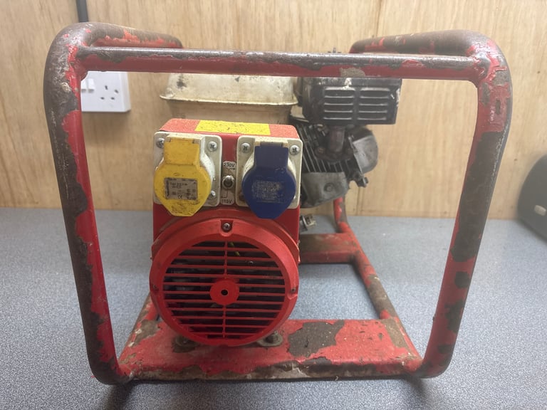 Honda Generator 5.5 HP 2.2kW (2.7 kVA)